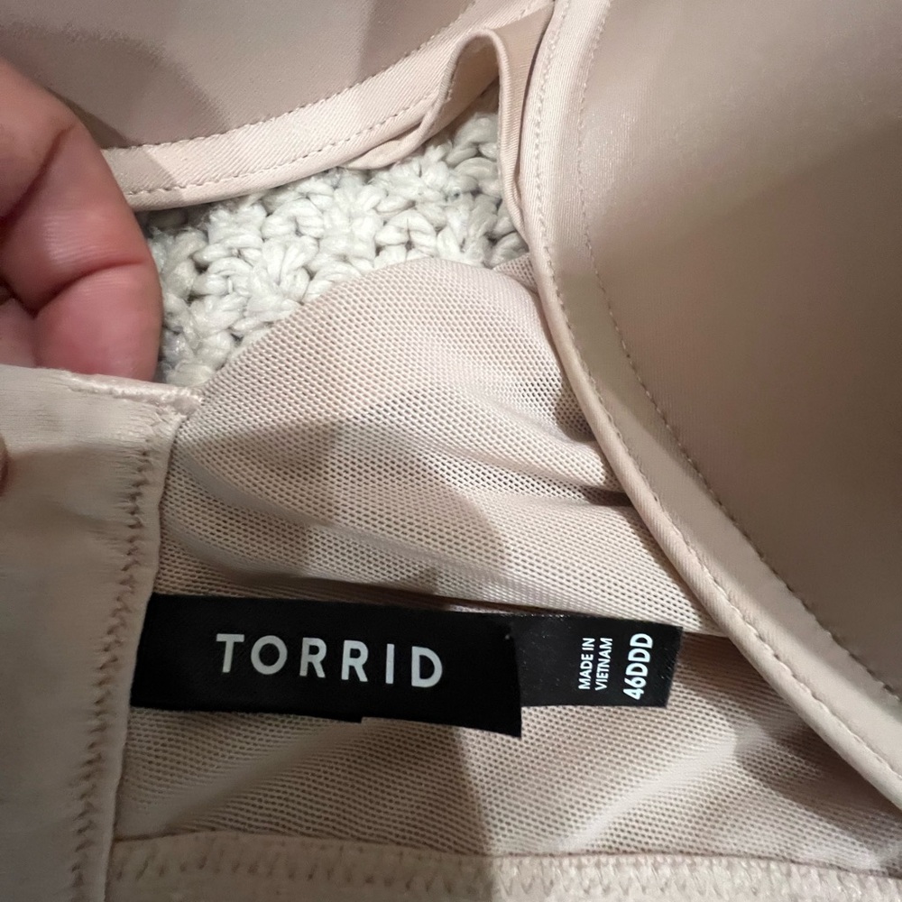 Torrid Beige Strapless Bra - Picture 4 of 5